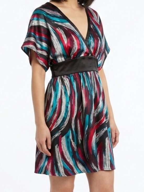 Guess Dresses & Skirts - Guess Multi Colour V Back Satin Tunic- Sz. 3/XS